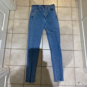 Levis jeans, high raise skinny 27